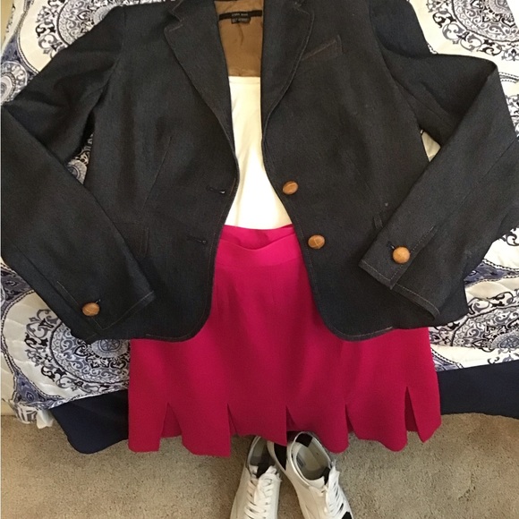 Dana Buchman skirt in Pink, Size 8, Petite. - Picture 2 of 8